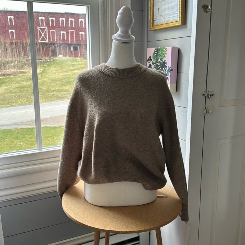 Sweater Bundle - Picture 2 of 7